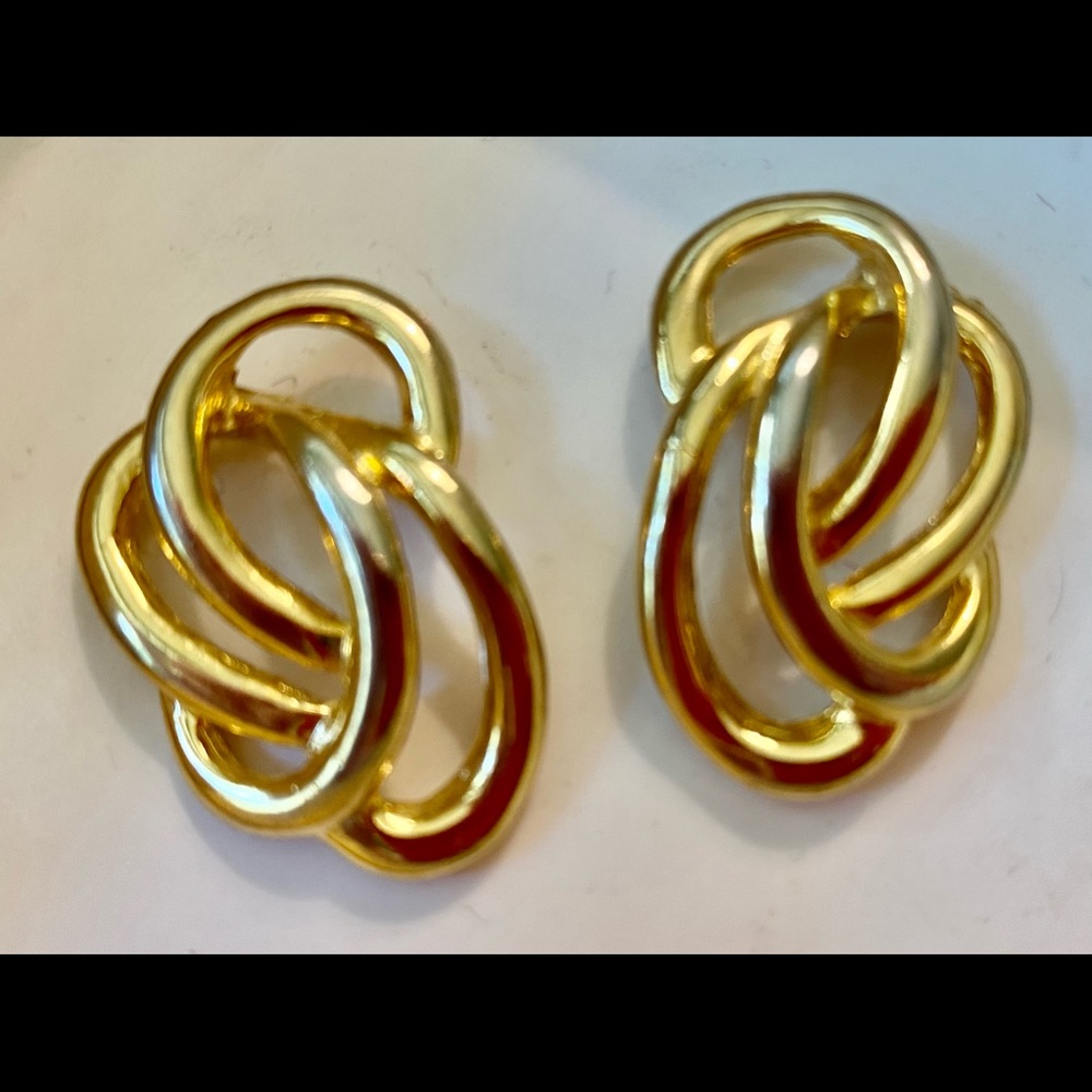 vintage Gold Plated Knot Pierced Earrings